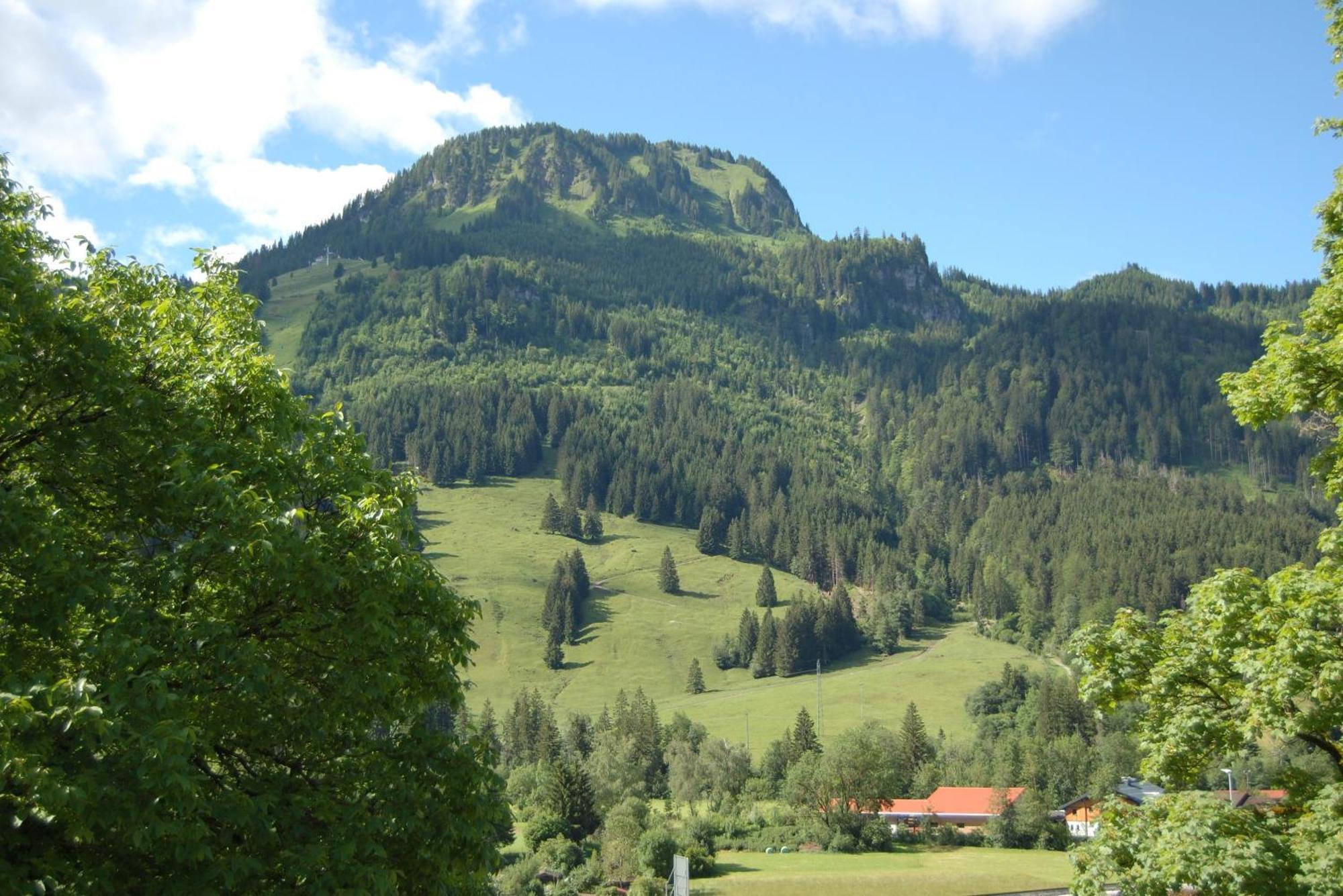 Ferienwohnung Mit Balkon I Bergblick I Parkplatz Apartment One Bad Hindelang Exterior photo